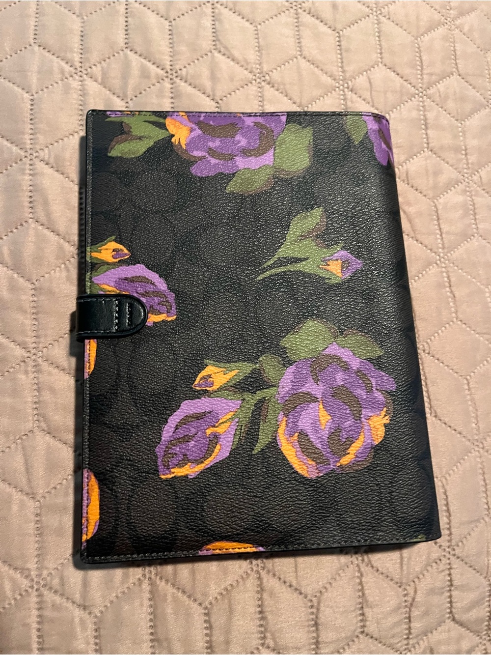 Authentic Coach Monogram notebook - Picture 2 of 3